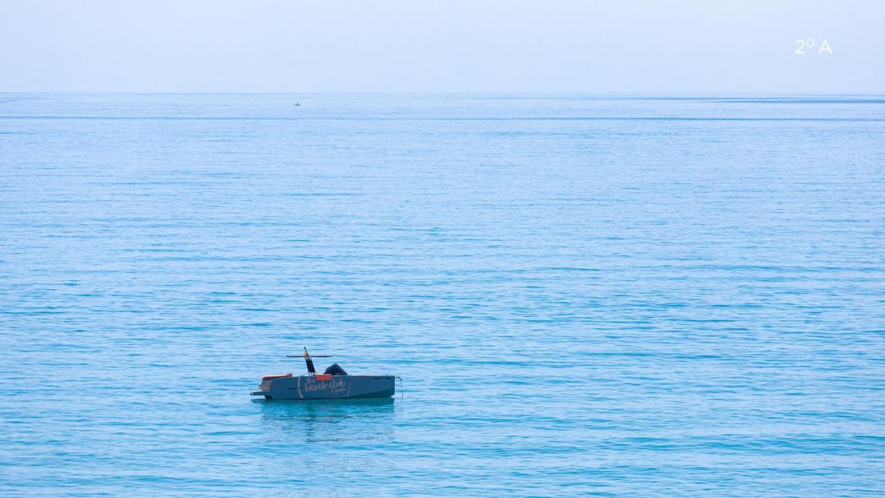 Higueron Rental Beach Club Suites بينالماذينا المظهر الخارجي الصورة