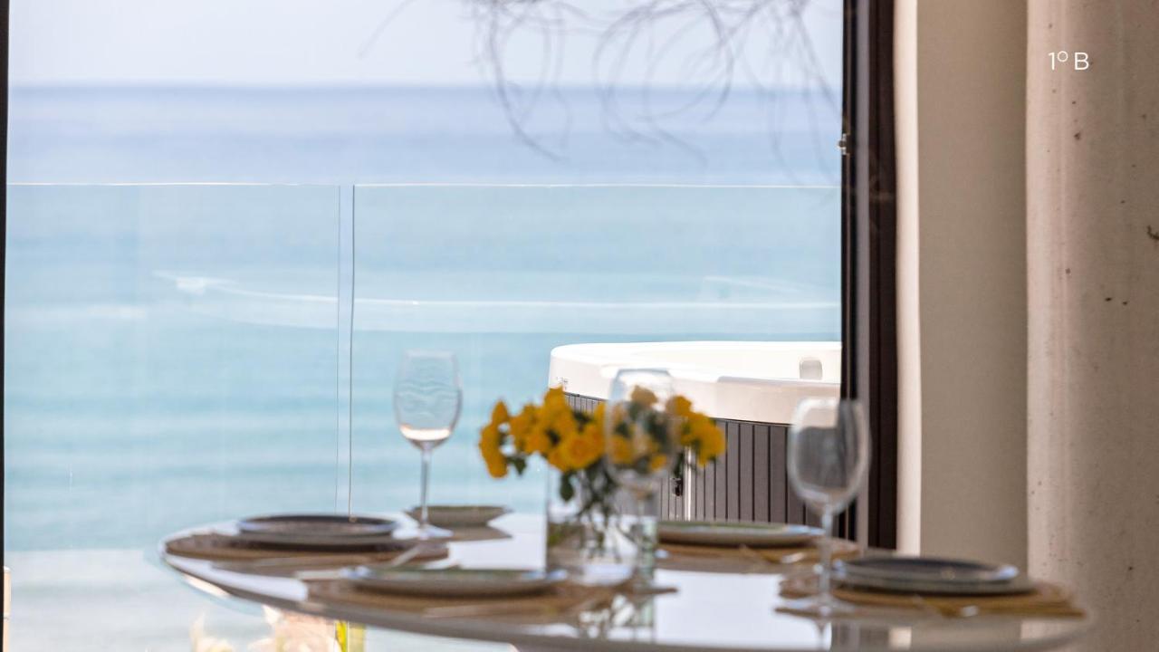 Higueron Rental Beach Club Suites بينالماذينا المظهر الخارجي الصورة