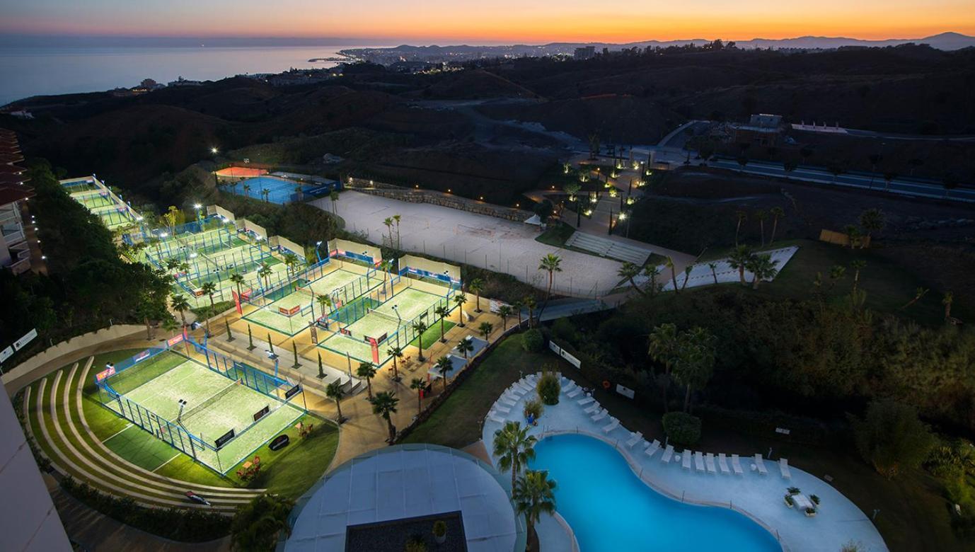 Higueron Rental Beach Club Suites بينالماذينا المظهر الخارجي الصورة